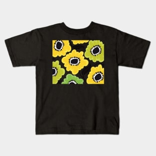 The Sunny flowerpower pattern in 1970-style, orange, black, yellow and white Kids T-Shirt